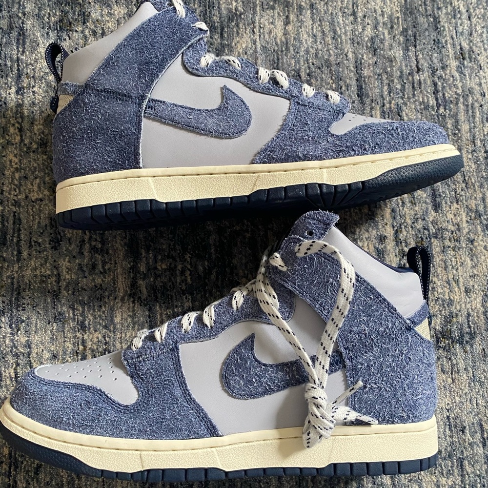 Nike Dunk High Notre